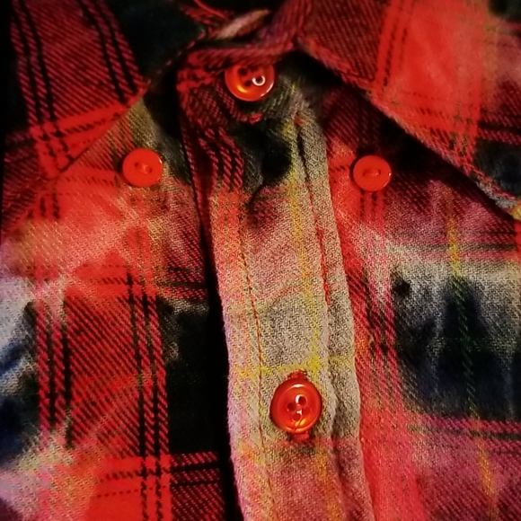 Lucky Brand Black/Red Plaid Fade Button Down SZ L - Picture 2 of 9